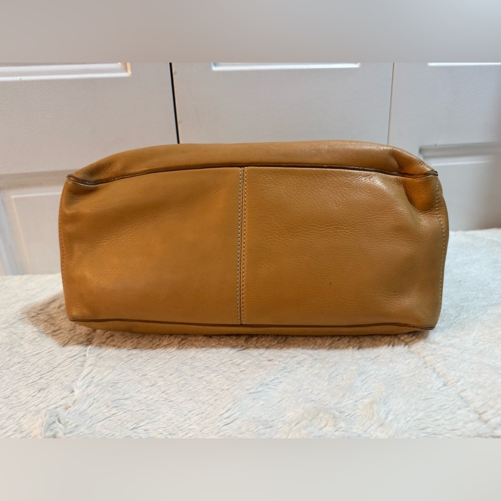 CELINE Boogie Bag Vintage Leather Handbag in Camel Tan - Made in Italy - EUC - Picture 5 of 16
